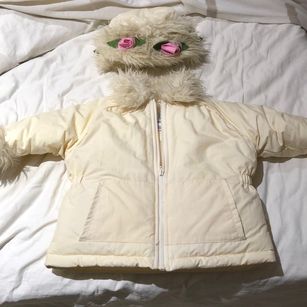 London Fog Cream 2t coat/hat w/rose buds euc